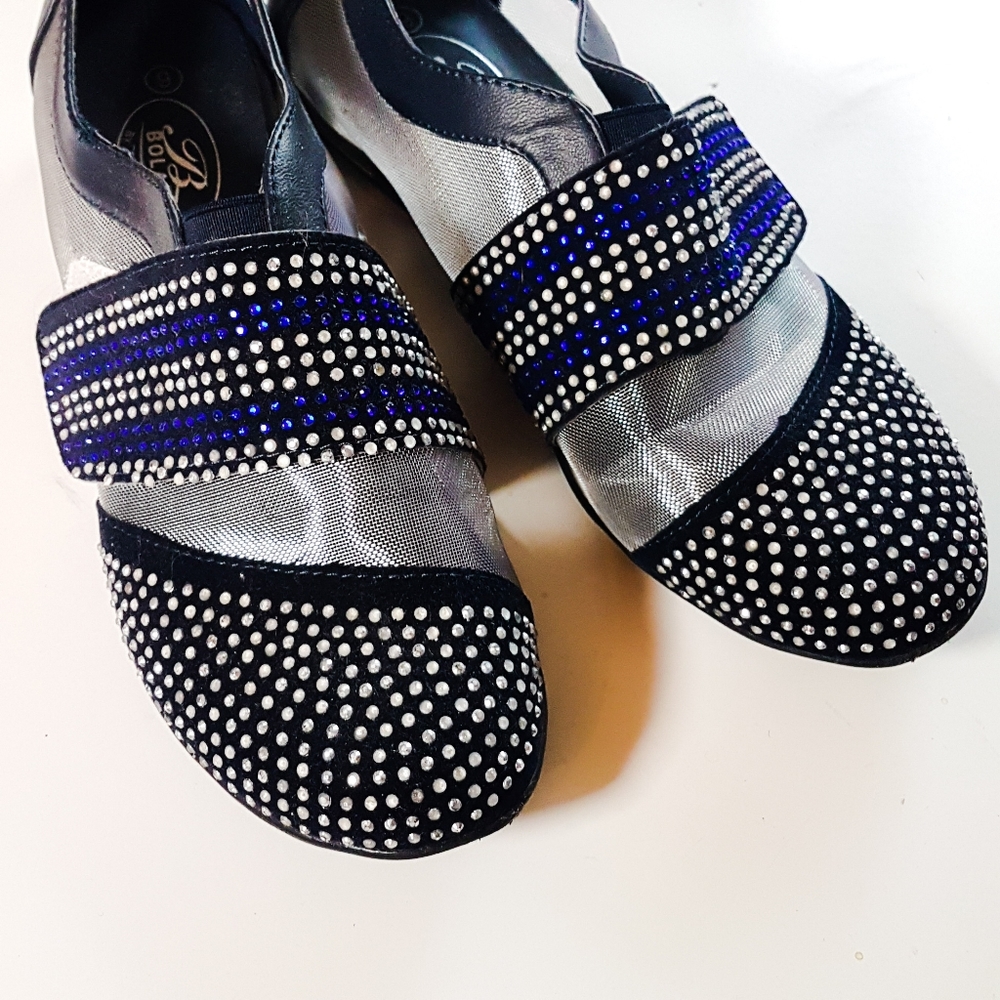 Fun sparkly shoes ⚡⚡